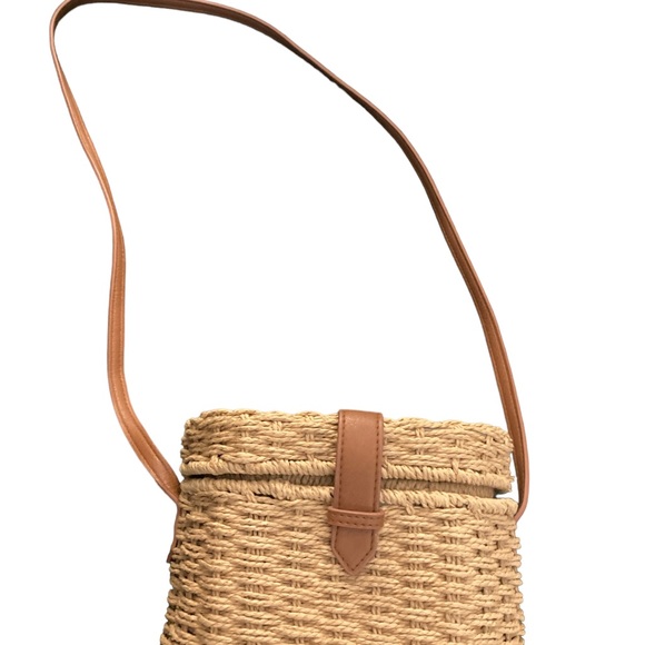WITCHERY Wicker Basket Bag with Great Leather Trim-ADORABLE! - Picture 2 of 9